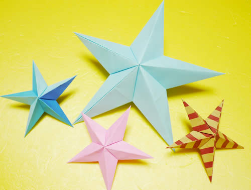 折り紙でつくる立体的な星